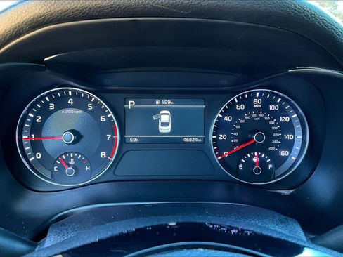 Certified 2024 Kia Forte LXS image 23