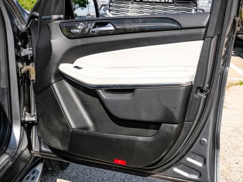 Used 2018 Mercedes-Benz GLS 550 4MATIC image 58