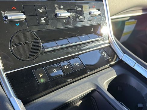 New 2026 Nissan Armada SV image 23