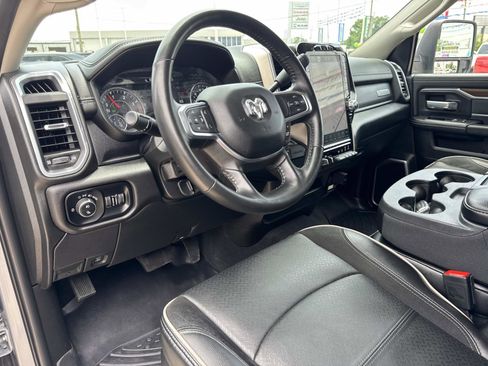 Used 2024 RAM 2500 Laramie AWD/4WD image 17