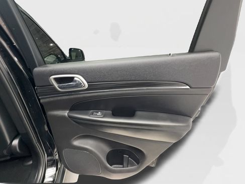Used 2019 Jeep Grand Cherokee Limited RWD image 27