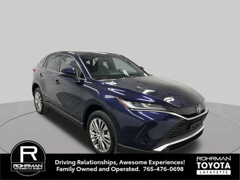 Used 2024 Toyota Venza Limited AWD/4WD image 9