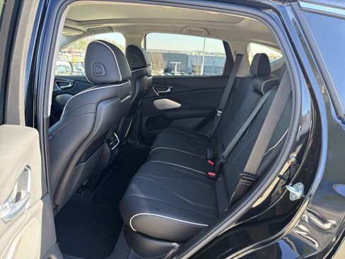 Certified 2025 Acura RDX SH-AWD w/ Advance Package image 31