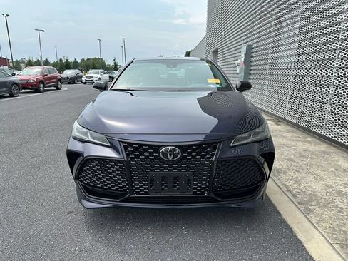 Used 2022 Toyota Avalon Touring FWD image 5