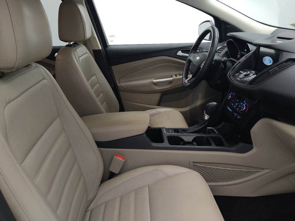 Used 2017 Ford Escape Titanium FWD image 21