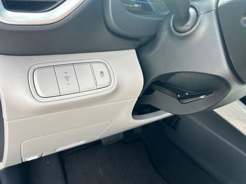 New 2026 Hyundai Venue SEL FWD image 16