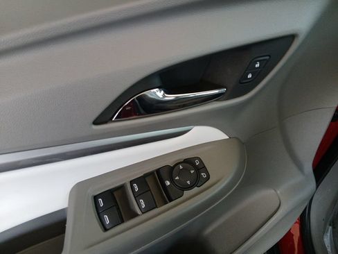 Used 2023 Chevrolet Bolt EUV Premier w/ Super Cruise Package FWD image 11
