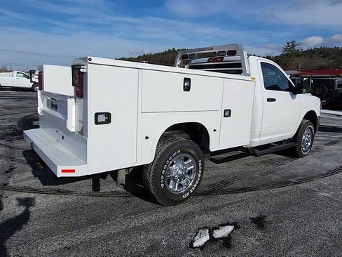 New 2024 RAM 2500 Tradesman w/ Chrome Appearance Group image 8