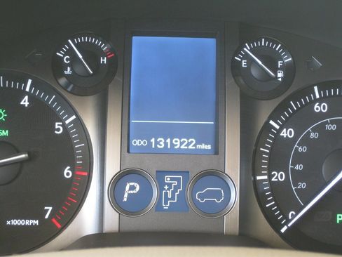 Used 2015 Lexus GX 460 w/ Premium Package AWD/4WD image 18