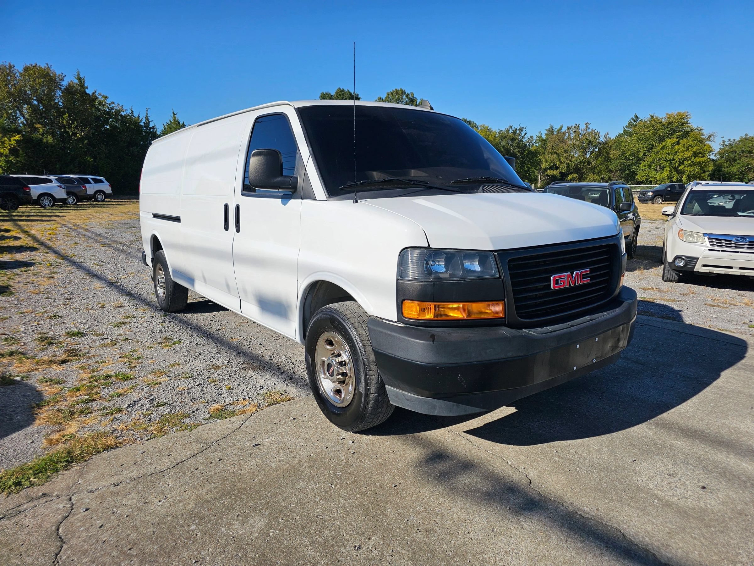 Used 2023 GMC Savana 2500 Extended w/ Driver Convenience Package RWD image 2