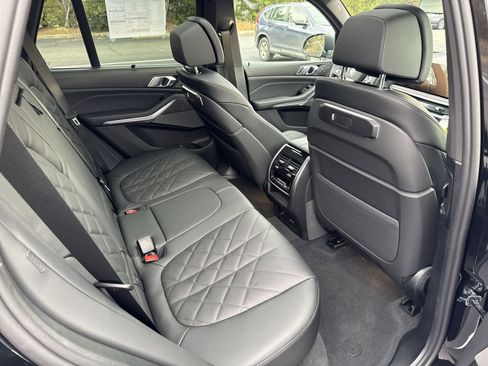 New 2026 BMW X5 xDrive40i w/ Climate Comfort Package image 32