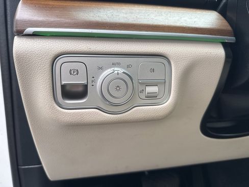 Used 2023 Mercedes-Benz GLE 350 4MATIC image 31