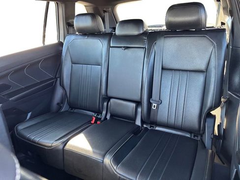 Used 2024 Volkswagen Tiguan SE R-Line image 21