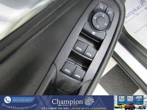 Certified 2025 Buick Encore GX Preferred AWD/4WD image 17