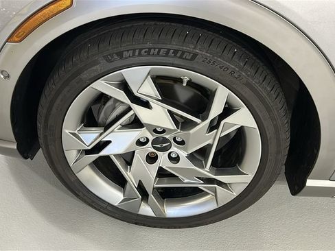 Used 2023 Genesis GV60 Performance AWD/4WD image 8