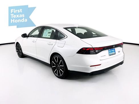 Certified 2025 Honda Accord Touring image 5