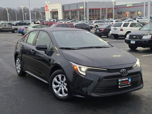 New 2026 Toyota Corolla LE image 33