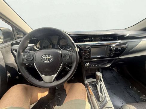 Used 2015 Toyota Corolla S FWD image 15