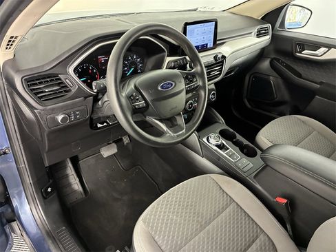 Used 2020 Ford Escape SE image 11