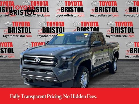 Used 2025 Toyota Tacoma SR RWD image 9