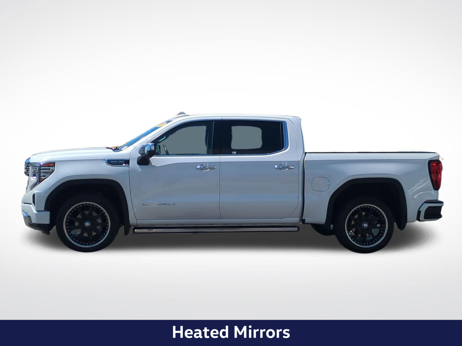 Used 2024 GMC Sierra 1500 Denali w/ Technology Package AWD/4WD image 5