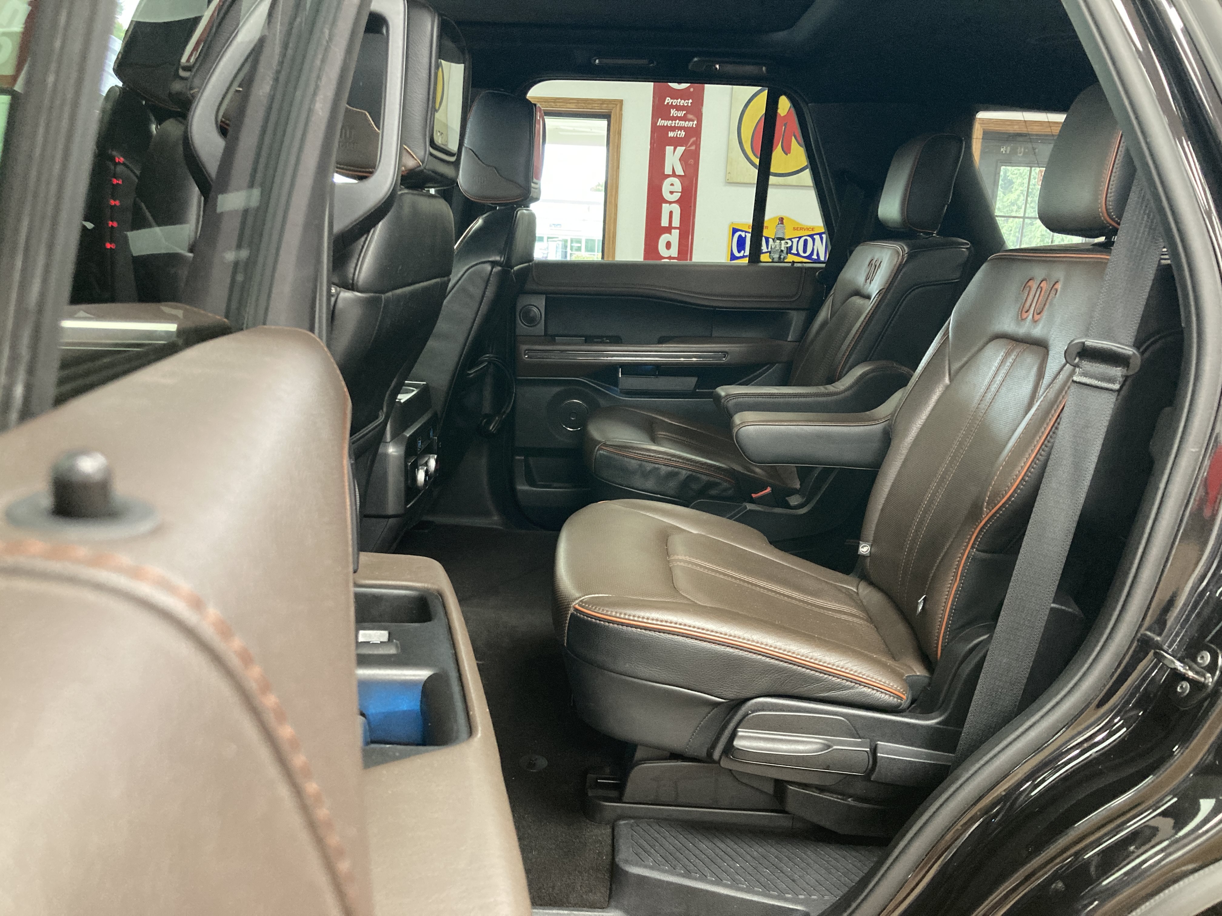 Used 2020 Ford Expedition King Ranch AWD/4WD image 16