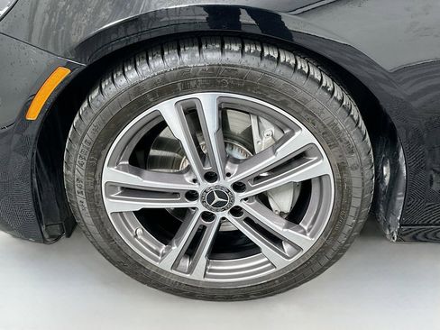 Used 2021 Mercedes-Benz E 350 Sedan image 32