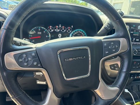 Used 2018 GMC Sierra 1500 Denali w/ Denali Ultimate Package AWD/4WD image 15