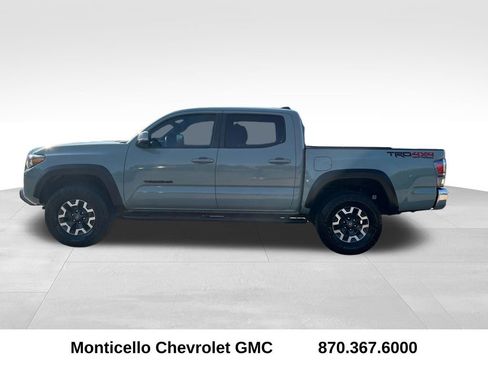 Used 2022 Toyota Tacoma TRD Off-Road image 6