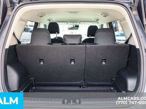 Used 2025 Kia Soul LX w/ LX Technology Package FWD image 24