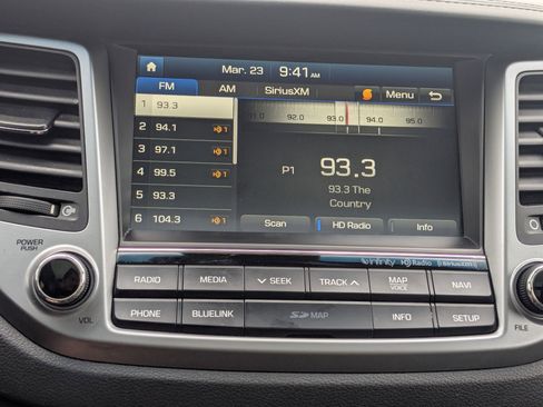 Used 2017 Hyundai Tucson Limited w/ Limited Ultimate Package 03 image 25