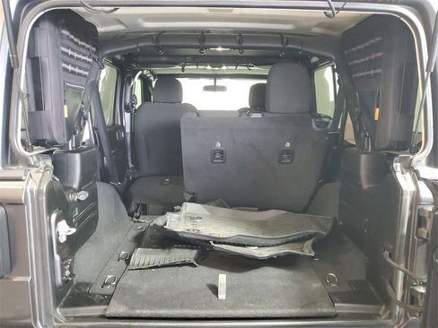 Used 2020 Jeep Wrangler Unlimited Sport S image 26