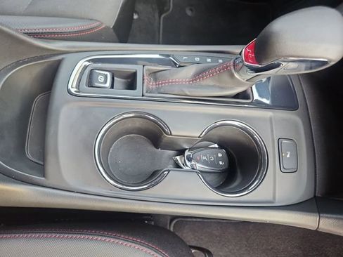 Used 2023 Chevrolet Equinox RS image 14