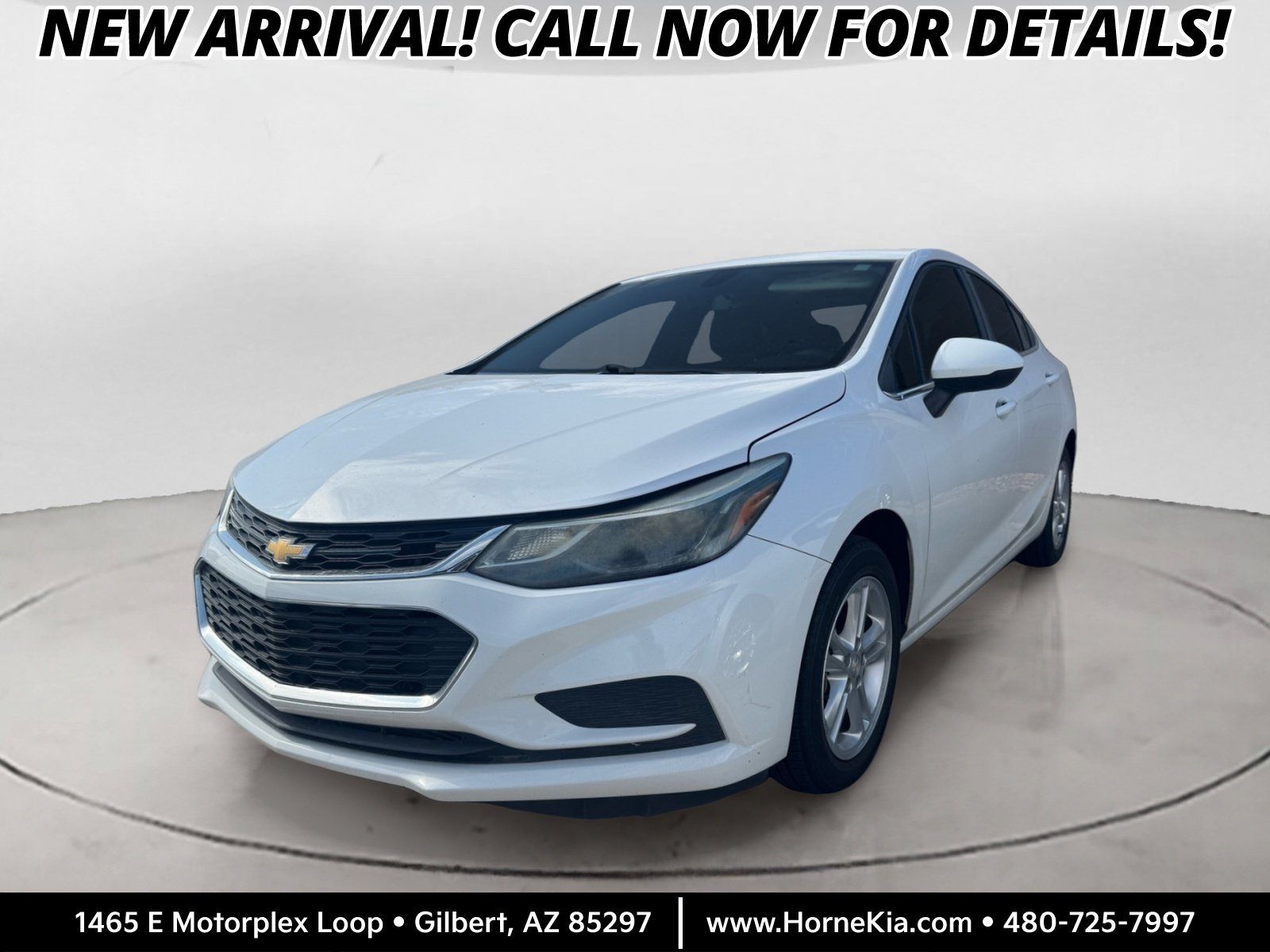 Used 2018 Chevrolet Cruze LT w/ Convenience Package FWD image 1