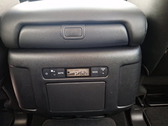 Used 2023 Nissan Armada SL w/ Captain's Chairs Package RWD image 31