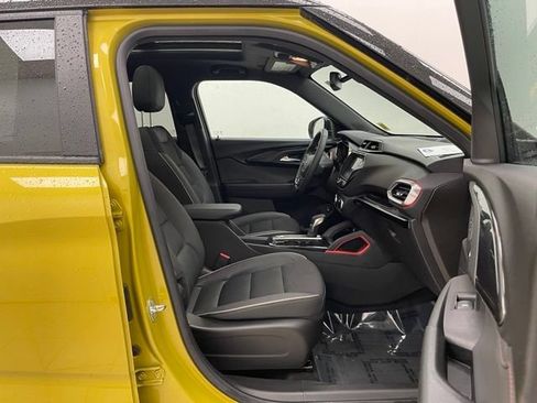 Used 2023 Chevrolet TrailBlazer RS w/ Sun and Liftgate Package AWD/4WD image 15