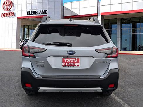 Used 2023 Subaru Outback Limited image 6