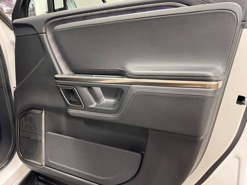 Used 2022 Rivian R1T Adventure image 21