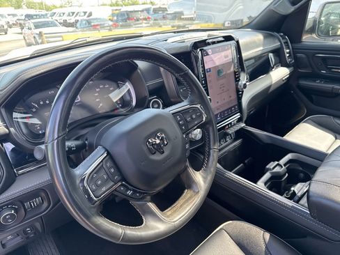 Used 2025 RAM 1500 Limited AWD/4WD image 11