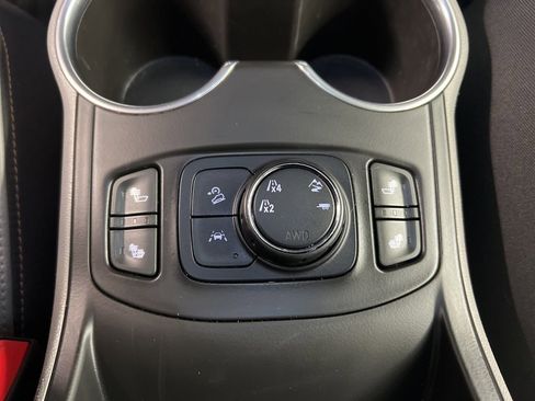 Used 2019 GMC Terrain SLT w/ Preferred Package image 18