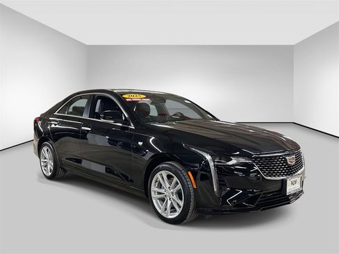 Used 2025 Cadillac CT4 Luxury image 7