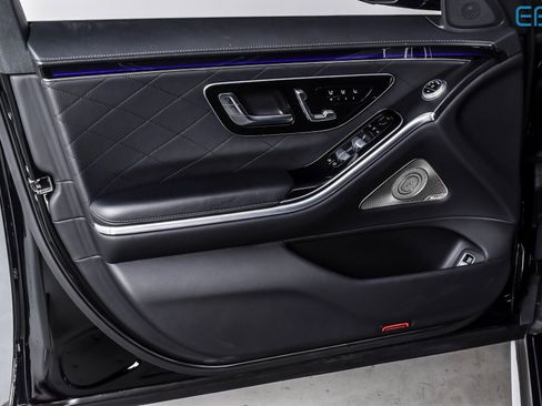 Used 2023 Mercedes-Benz S 580 S 580 image 12