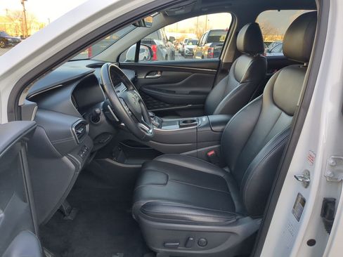 Used 2023 Hyundai Santa Fe SEL Premium image 17