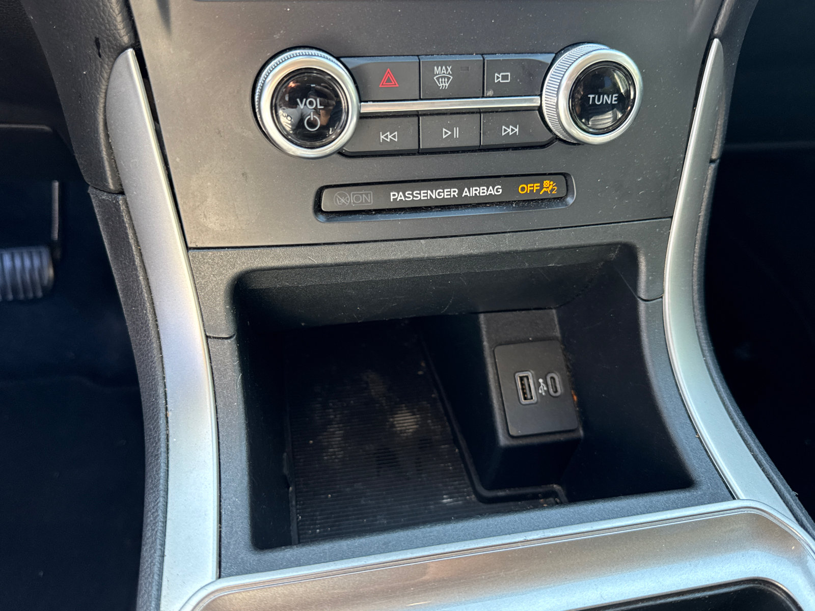 Used 2024 Ford Edge SEL AWD/4WD image 28