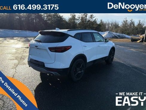 Used 2024 Chevrolet Blazer LT w/ Convenience Package FWD image 3
