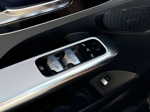 New 2026 Mercedes-Benz GLC 300 4MATIC image 16