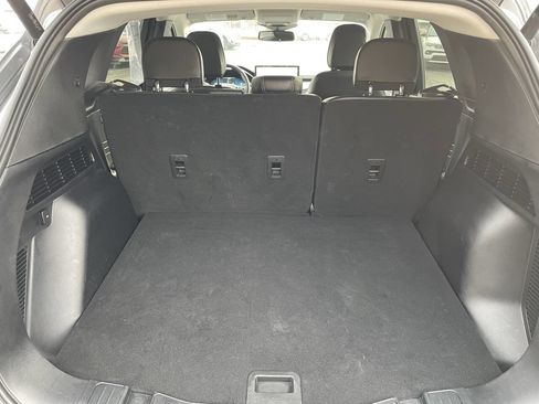 Used 2024 Ford Escape Platinum image 5