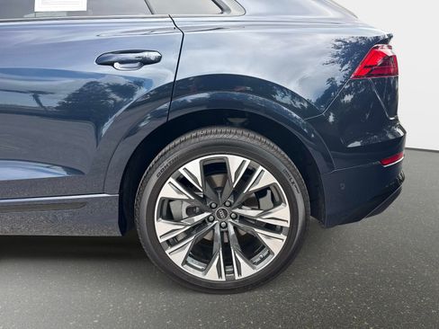 Certified 2025 Audi Q5 Premium w/ Premium Plus AWD/4WD image 10
