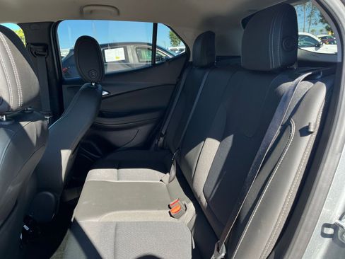 Used 2025 Buick Encore GX Preferred image 25
