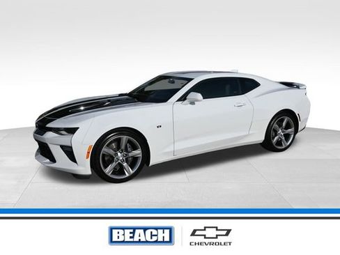 Used 2016 Chevrolet Camaro SS image 1